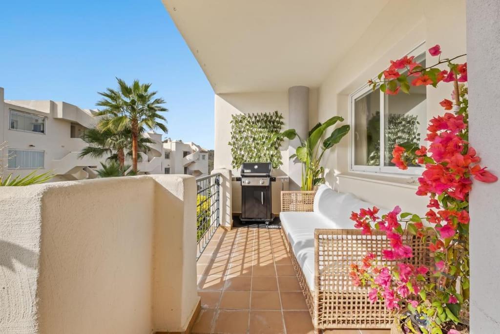 Standing In Appartement
